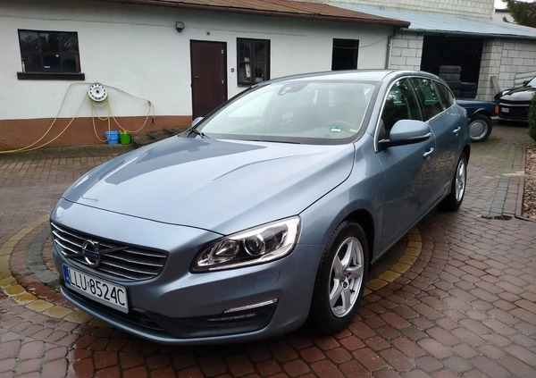 Volvo V60 cena 51900 przebieg: 190000, rok produkcji 2017 z Żelechów małe 67